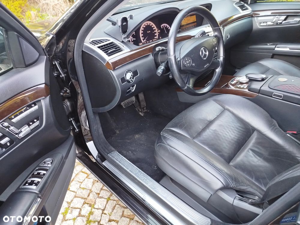 Mercedes-Benz Klasa S 350 CDI DPF 7G-TRONIC BlueEFFICIENCY - 23