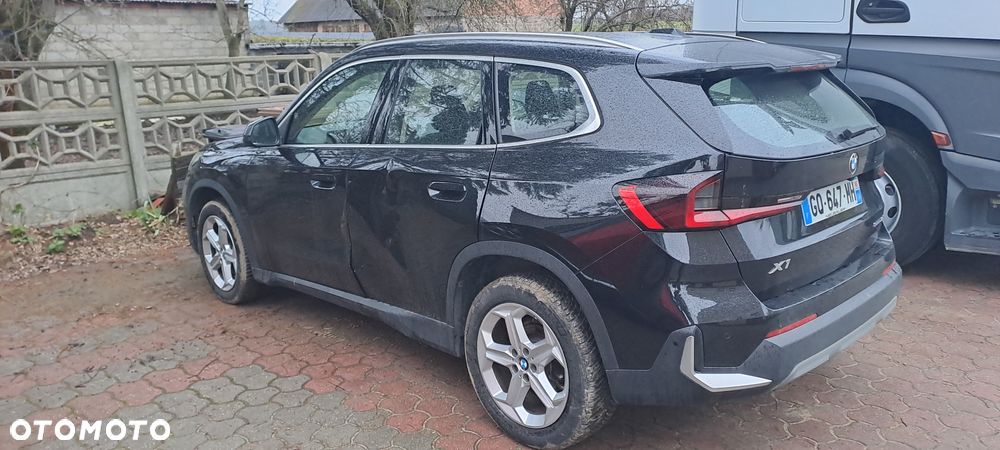 BMW X1 sDrive18i - 10