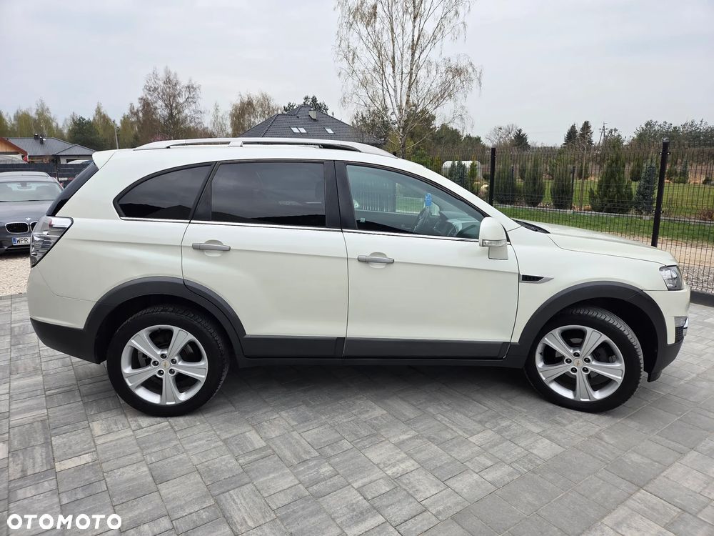 Chevrolet Captiva 2.2 D LTZ - 7