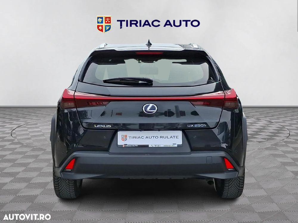 Lexus UX 250h FWD Business - 5