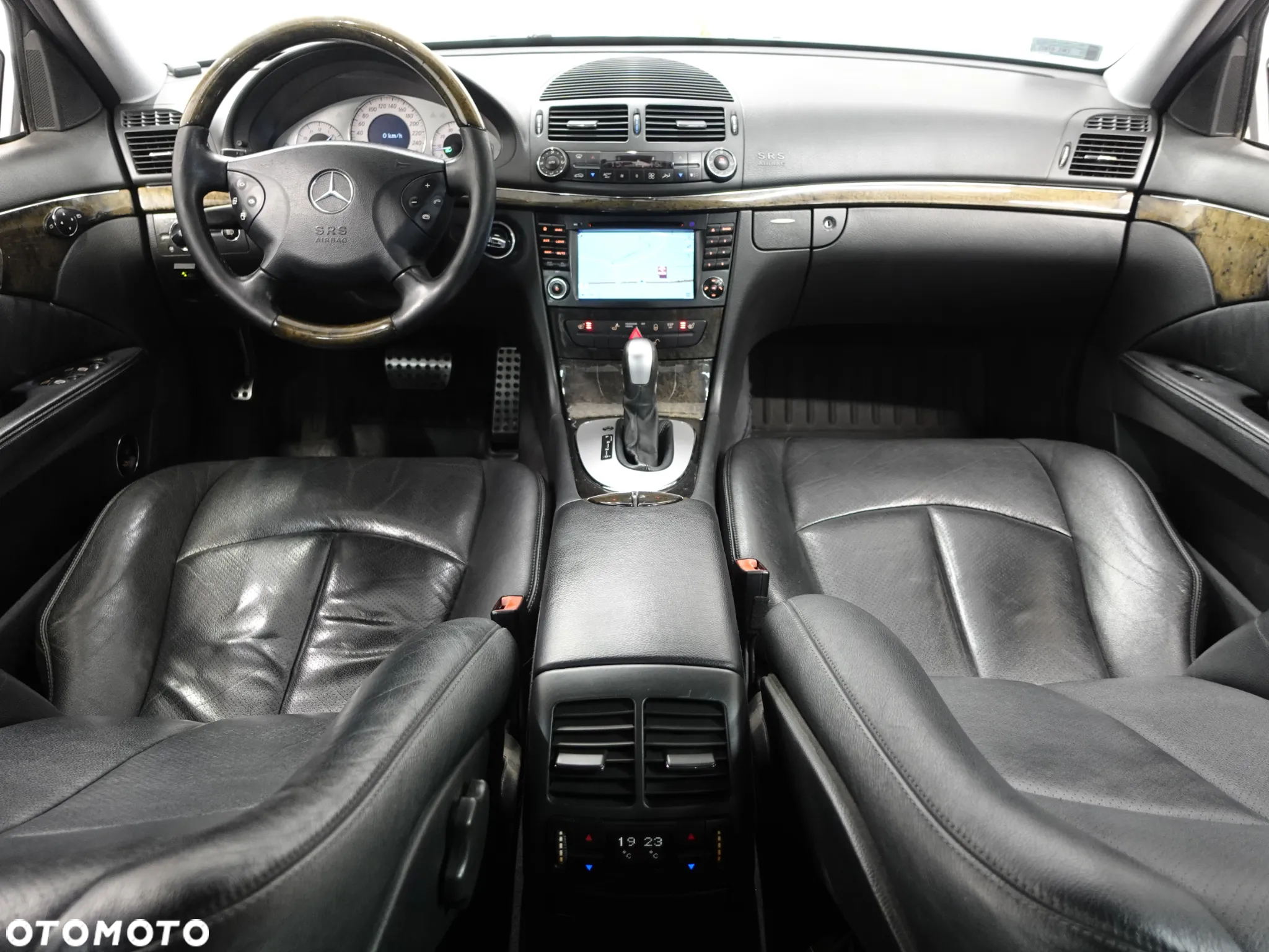Mercedes-Benz Klasa E 320 Avantgarde - 30