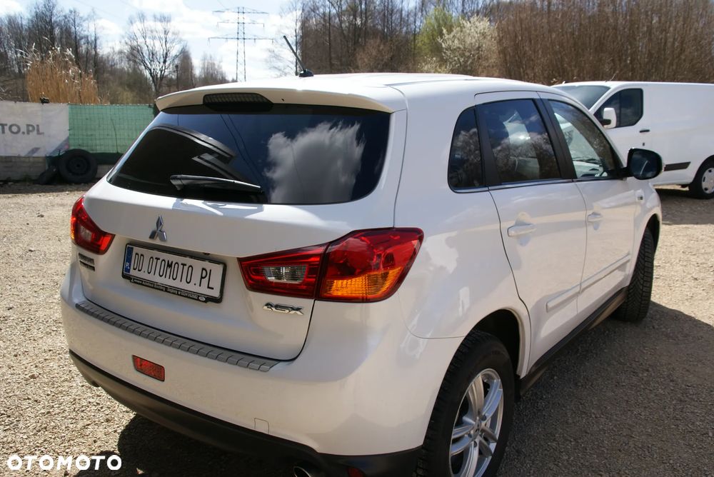 Mitsubishi ASX - 8