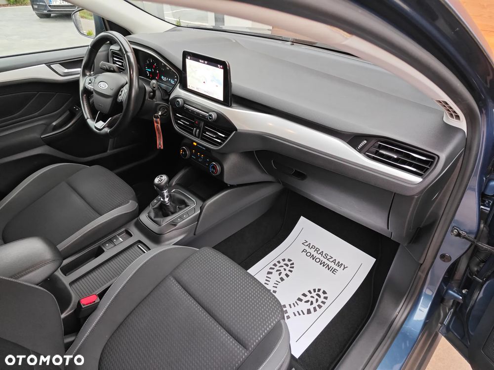 Ford Focus - 17