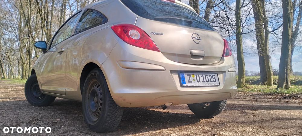 Opel Corsa 1.2 16V Enjoy - 29
