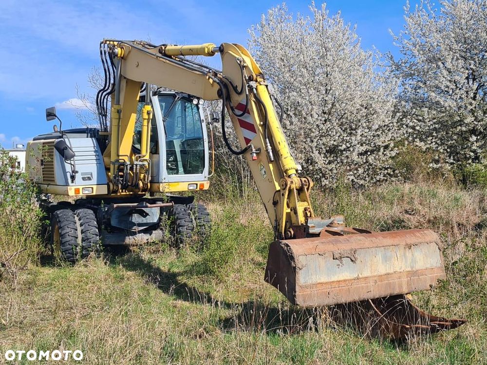 New Holland MH PLUS - 6