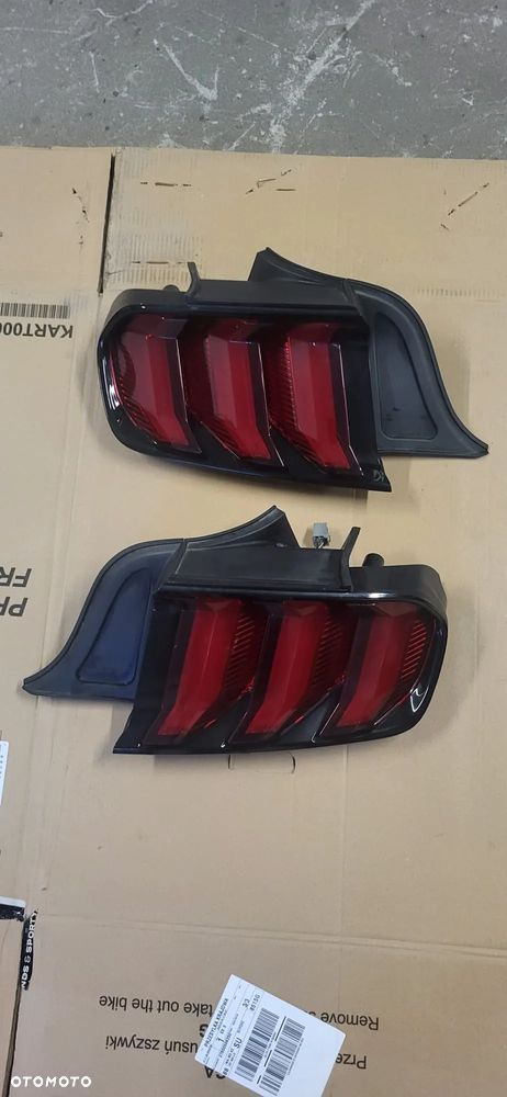 Ford mustang 2019rok lampy tyl lewa prawa usa komplet stan idealny - 4