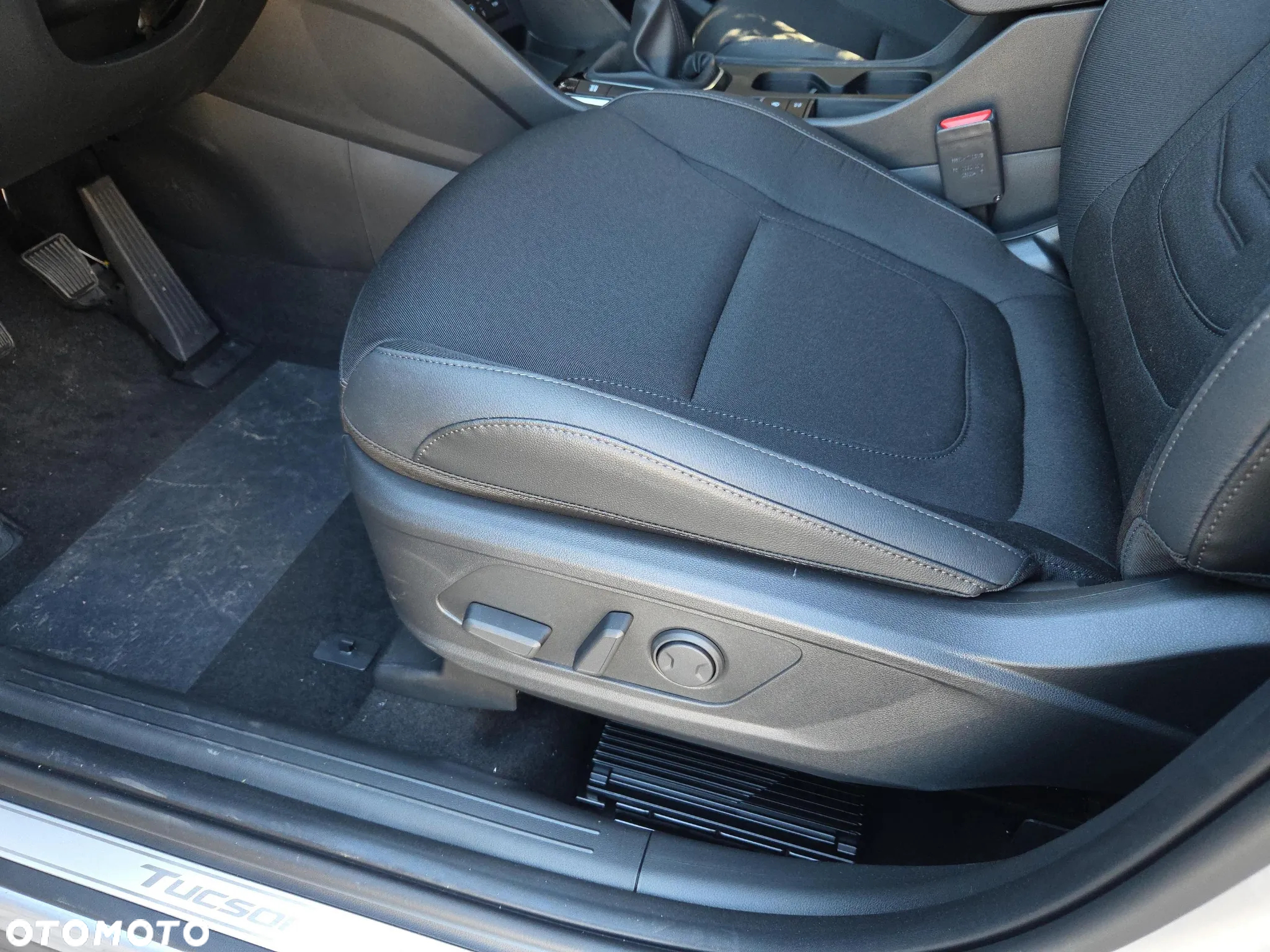 Hyundai Tucson 1.6 T-GDi Executive 2WD - 11