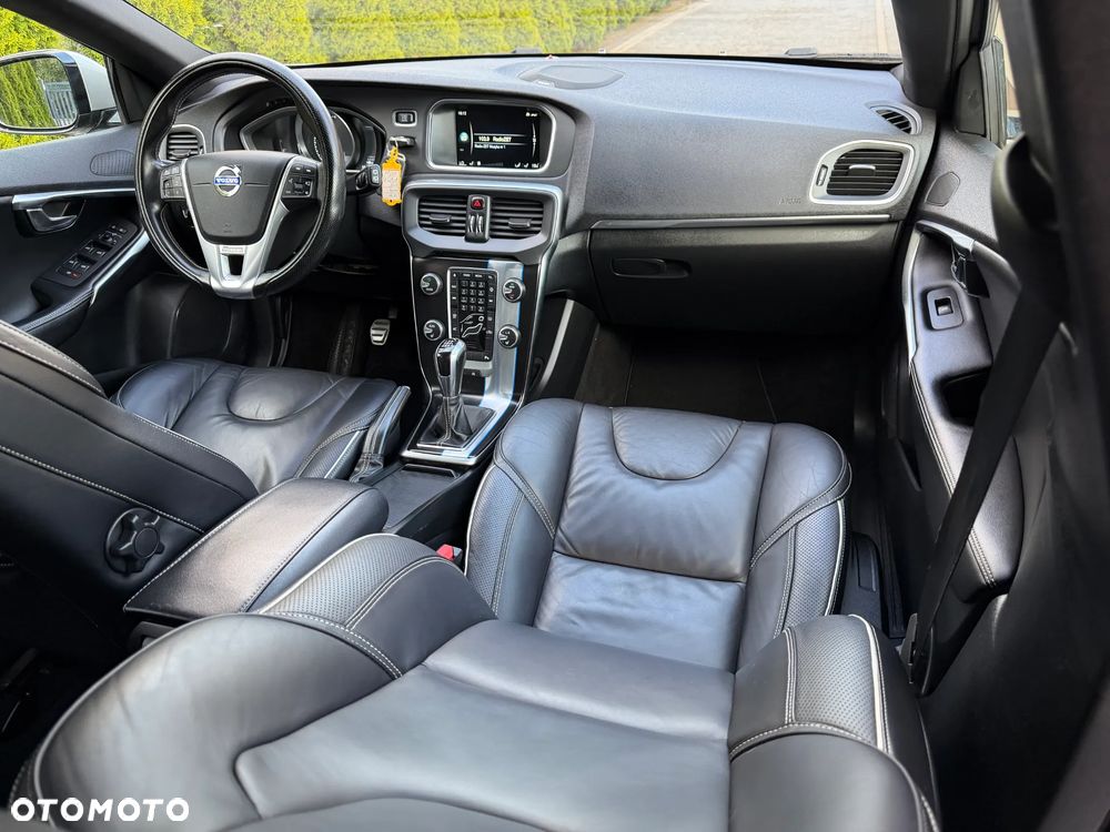 Volvo V40 D4 RDesign - 22