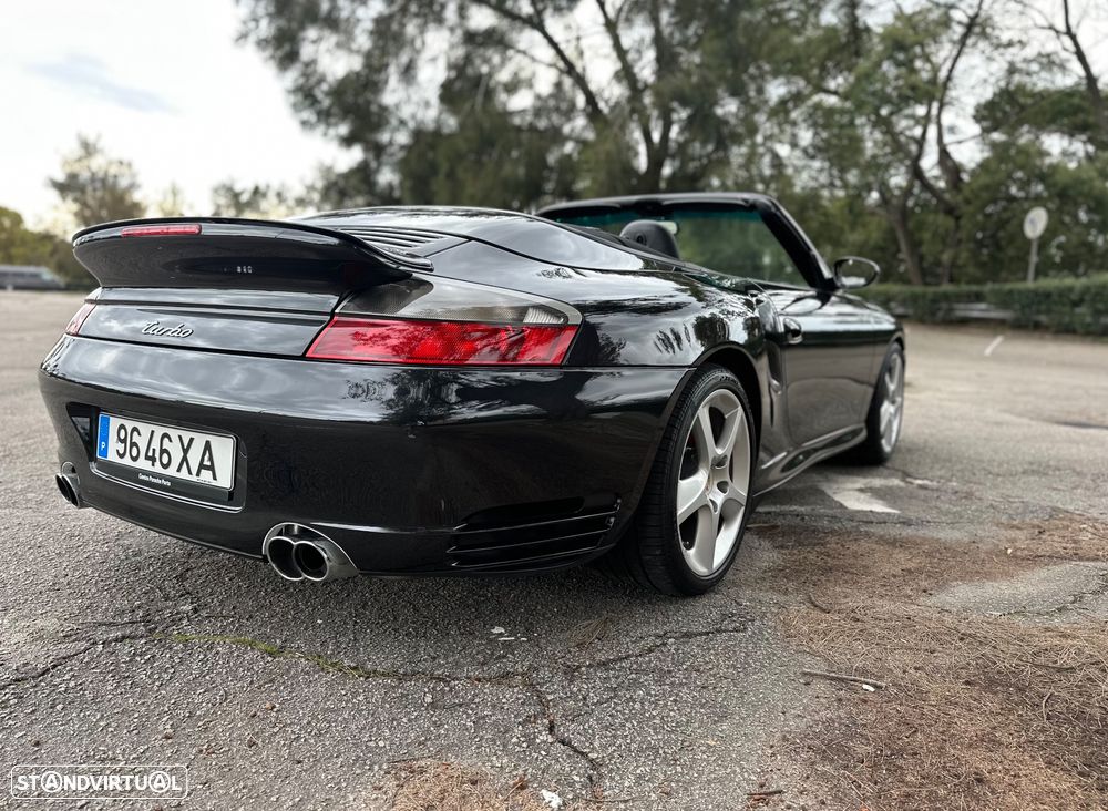 Porsche 911 (996) Turbo - 31