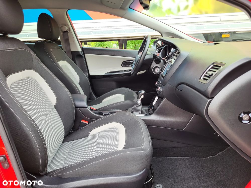 Kia Ceed 1.4 L Business Line - 32