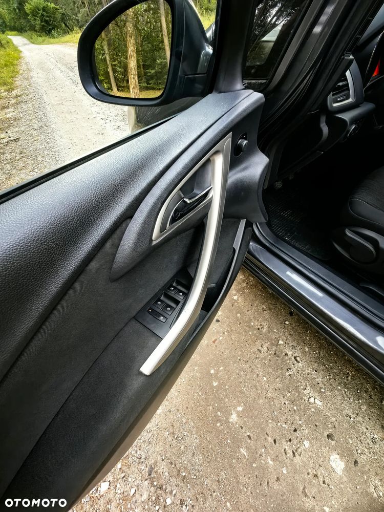 Opel Astra 1.4 T Sport - 8