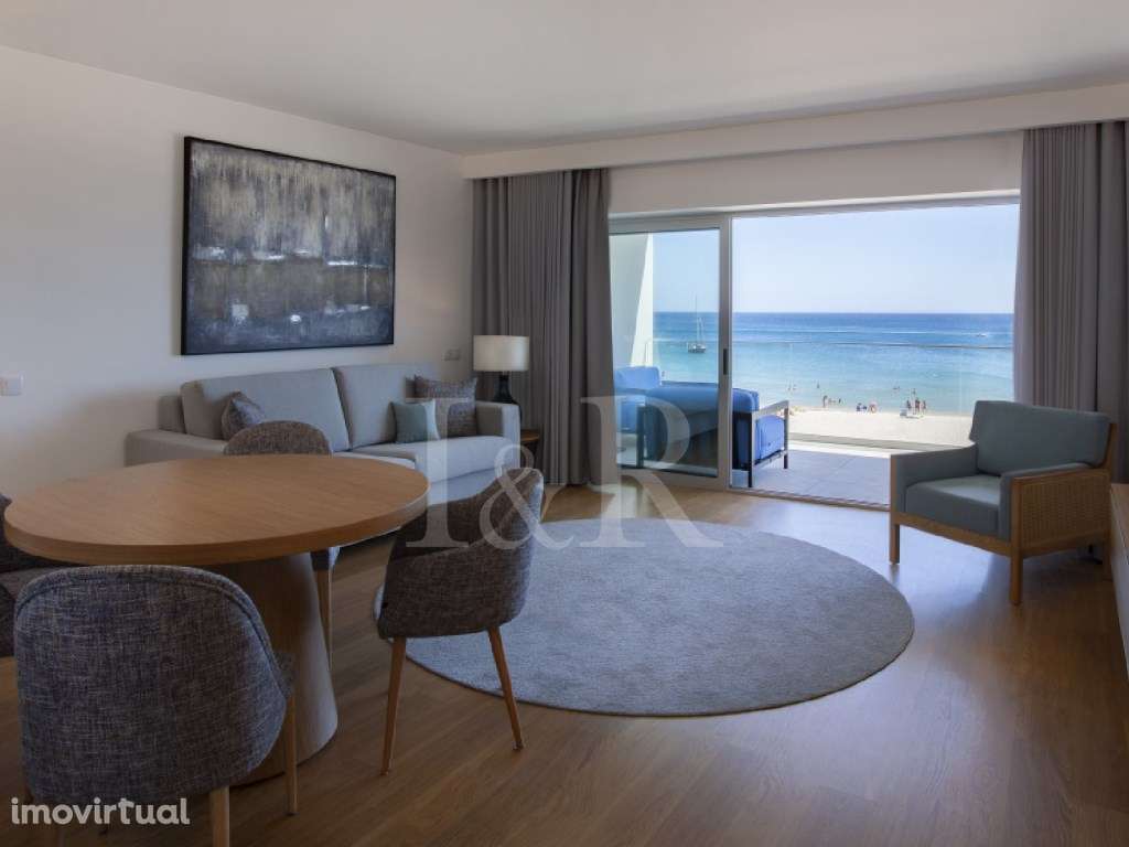 Apartamento T0 com vista mar, terraço e rentabilidade garantida, em... - Grande imagem: 3/31