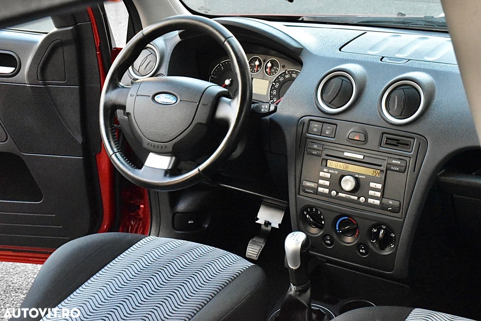 Ford Fusion 1.6 TDCI Plus - 14