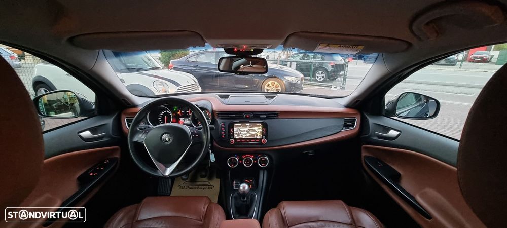 Alfa Romeo Giulietta 1.6 JTDm Sprint Speciale J18 - 16