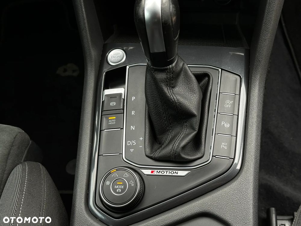 Volkswagen Tiguan - 14