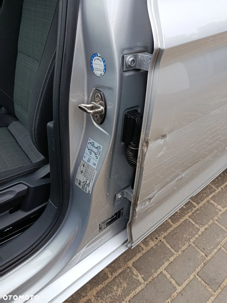 Volkswagen Passat 2.0 TDI SCR DSG - 29