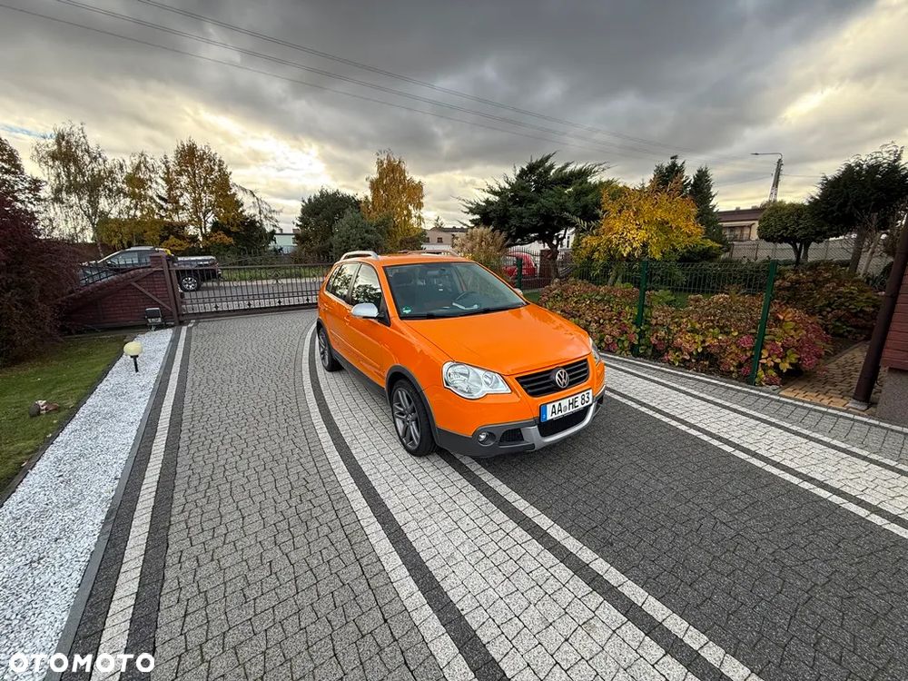 Volkswagen Polo 1.2 Cross Urban White - 9