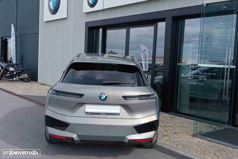 BMW iX xDrive 40 Pack Desportivo - 4
