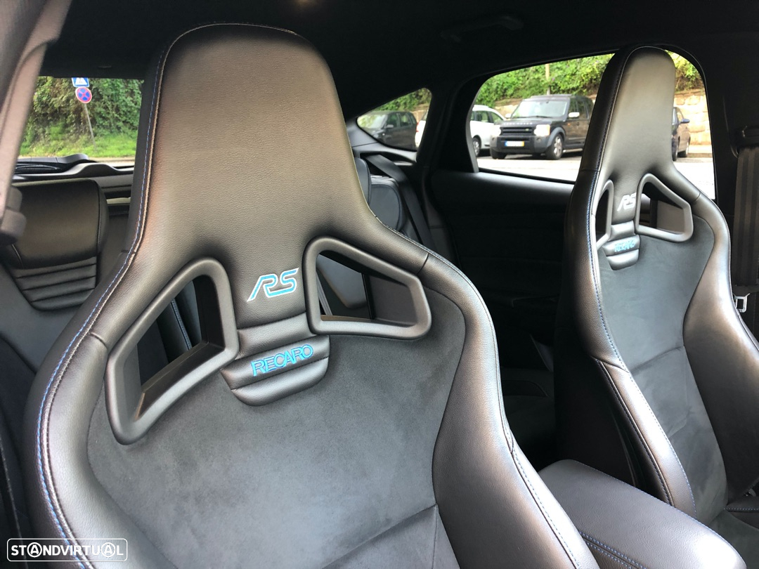 Ford Focus 2.3 EcoBoost RS - 43
