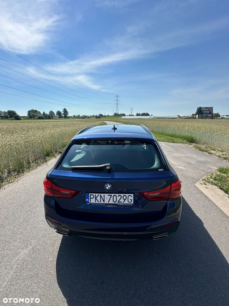 BMW Seria 5 520d xDrive - 11