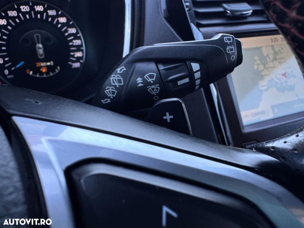 Ford Mondeo - 22