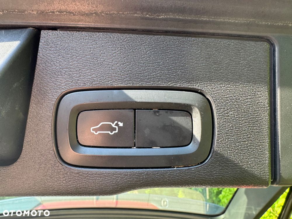Volvo XC 60 B4 D AWD Momentum Pro - 15