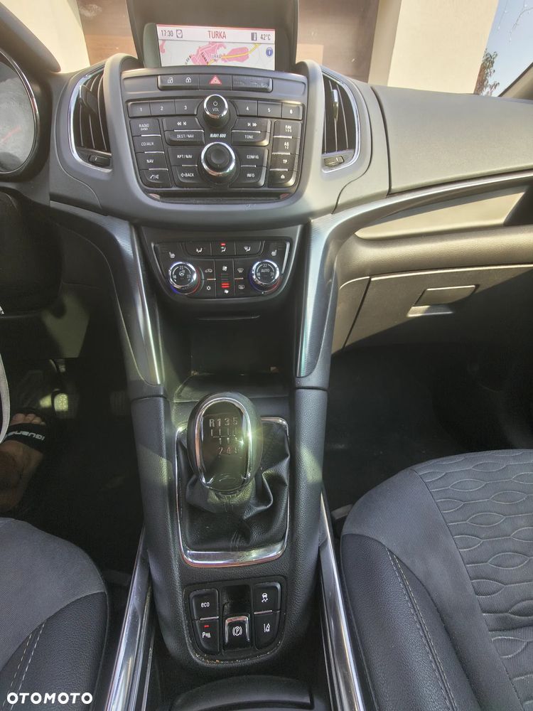 Opel Zafira 1.4 T Cosmo EcoFLEX S&S - 10