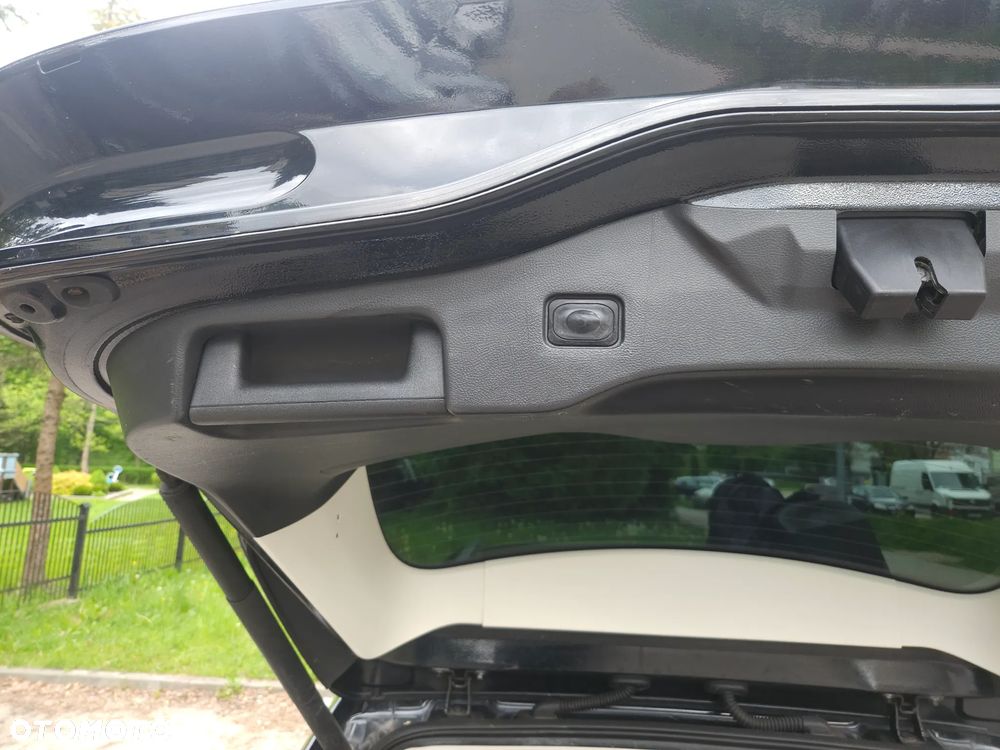 Ford Mondeo 2.0 TDCi ST-Line X PowerShift - 23