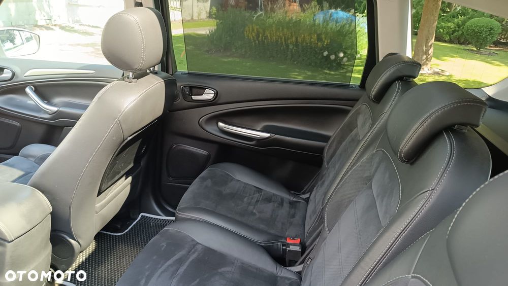 Ford S-Max 2.0 TDCi DPF Titanium X - 24
