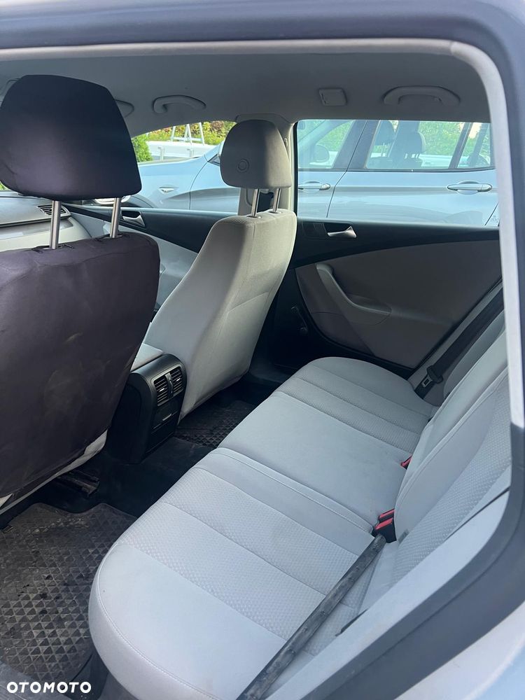 Volkswagen Passat 2.0 TDI DPF Comfortline - 10