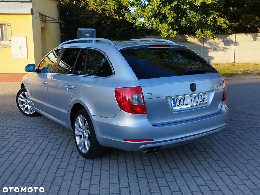 Skoda Superb 2.0 TDI Family - 5