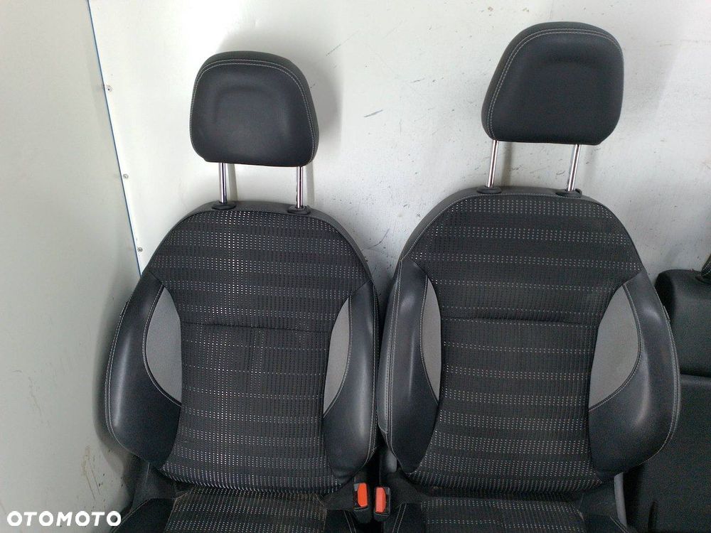 FOTELE KANAPA BOCZKI KOMPLET PEUGEOT 2008 I - 7