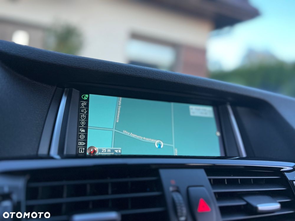 BMW X4 xDrive20d xLine - 13