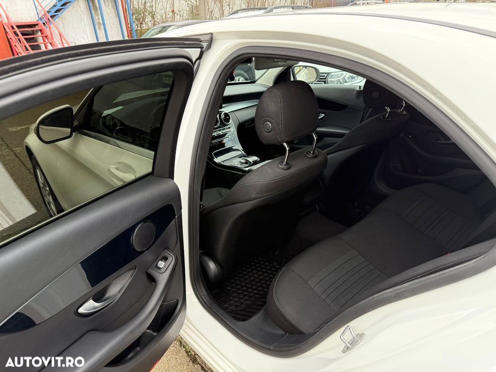 Mercedes-Benz C - 17