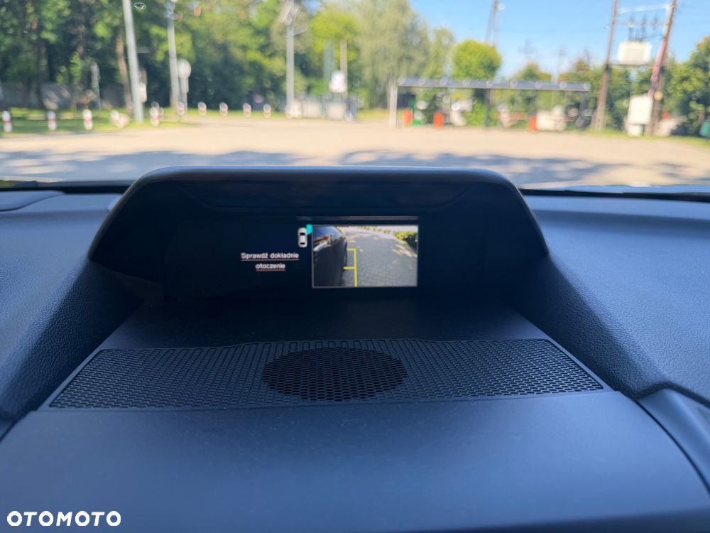 Subaru Forester 2.0i-L Platinum (EyeSight) Lineartronic - 37