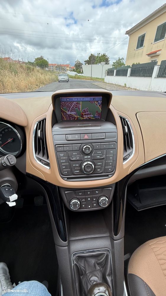 Opel Zafira 1.6 CDTi Executive - 34