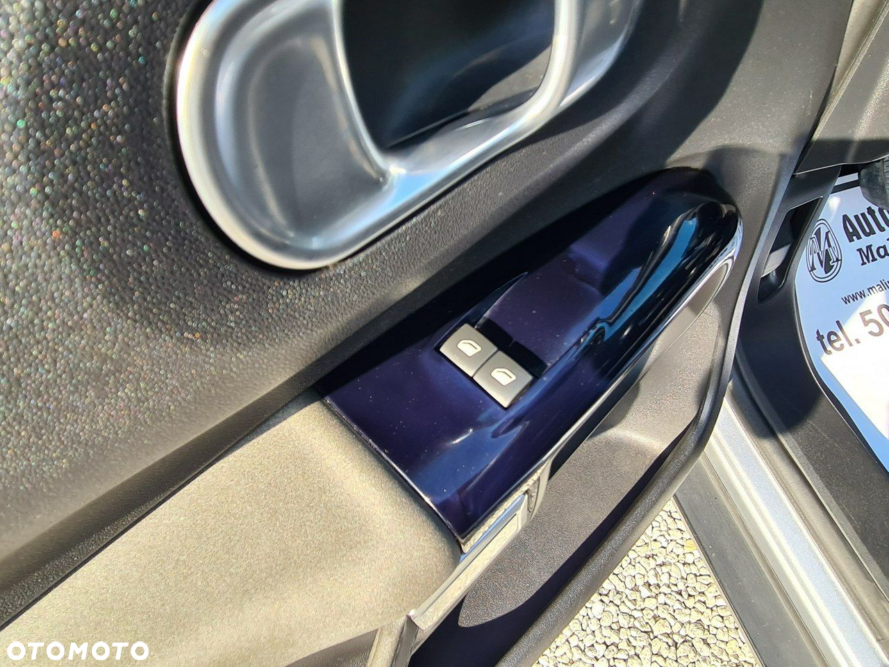 Citroën C4 Cactus 1.2 PureTech Shine S&S - 29