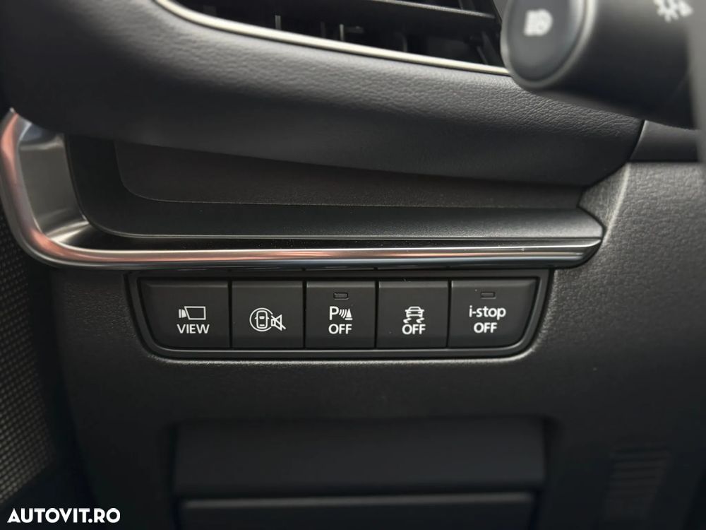 Mazda 3 e-SKYACTIV-X 186 M HYBRID Aut. CENTRE-LINE - 17