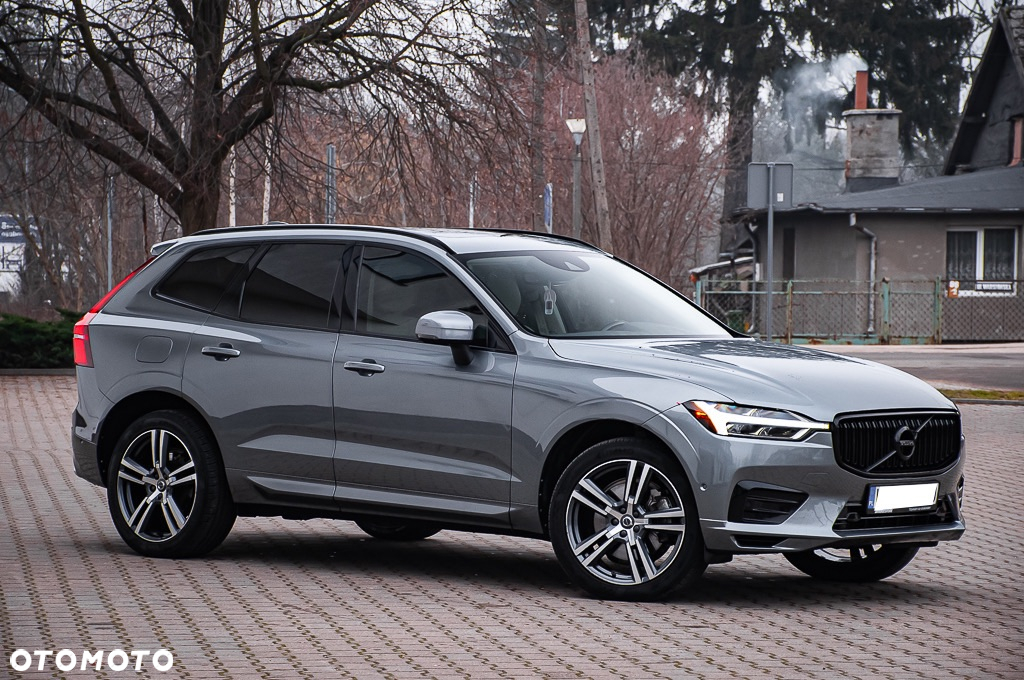 Volvo XC 60 T6 AWD Momentum - 2