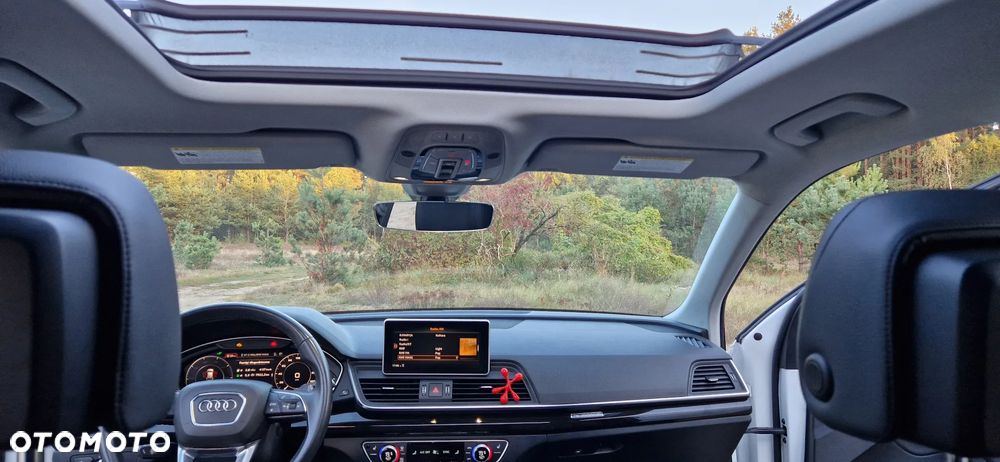 Audi Q5 55 TFSIe quattro S tronic S line - 34