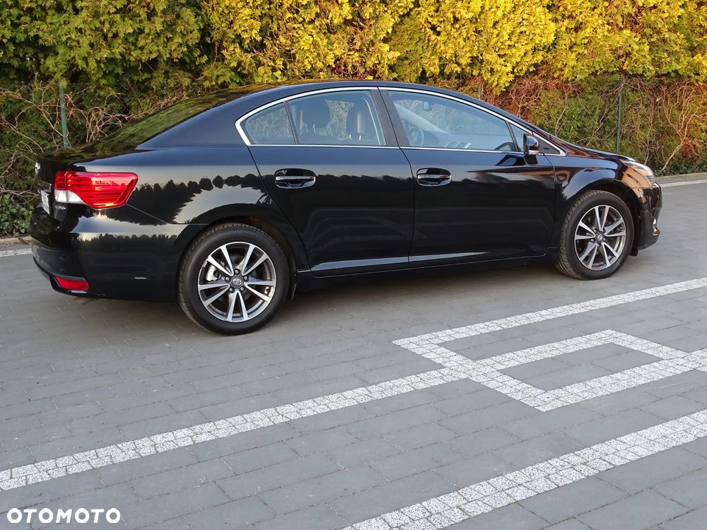 Toyota Avensis - 7