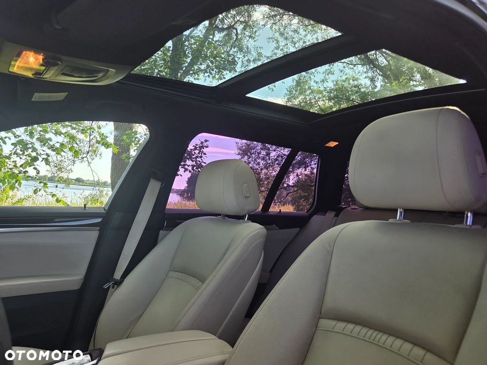 BMW Seria 5 520d Luxury Line - 23