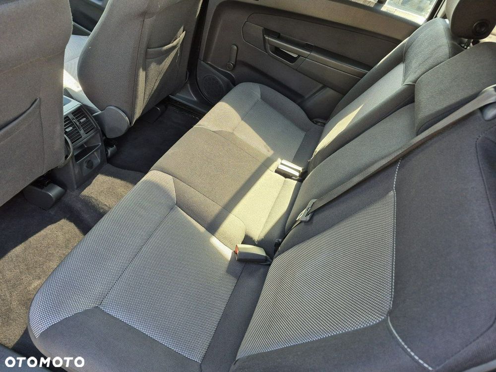 Opel Zafira - 11