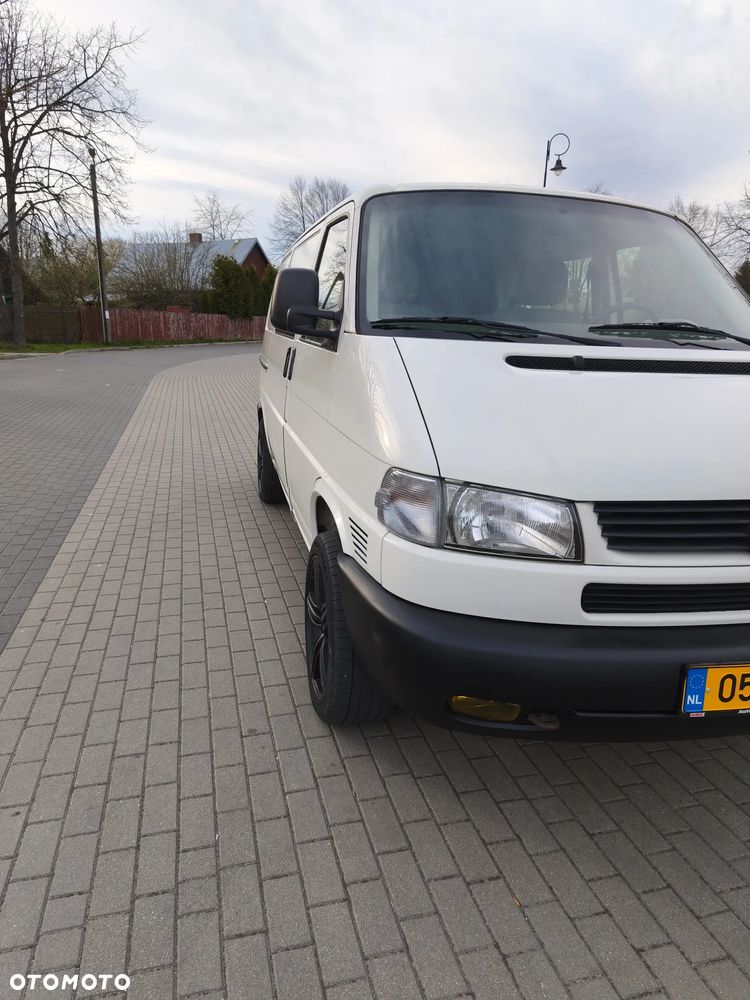 Volkswagen Transporter - 16