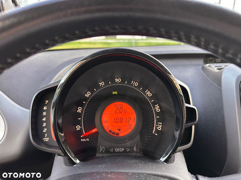 Toyota Aygo 1.0 VVT-i JBL Edition - 10