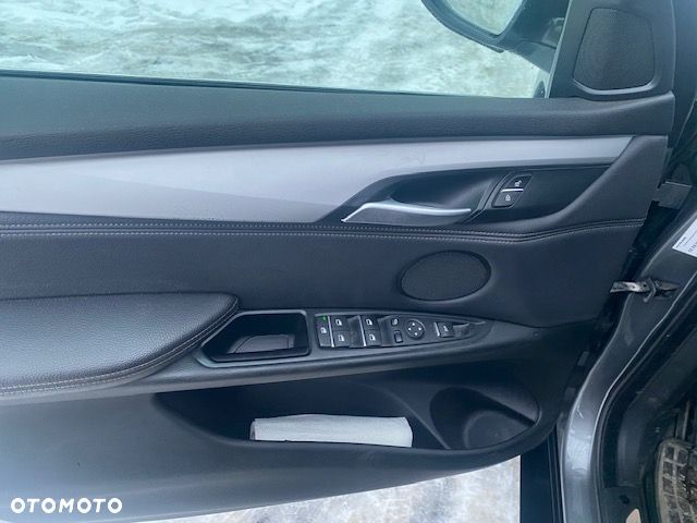 BMW X5 xDrive25d - 8