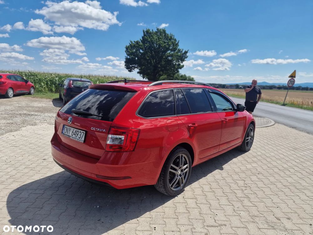 Skoda Octavia 1.6 TDI Sport Edition - 10