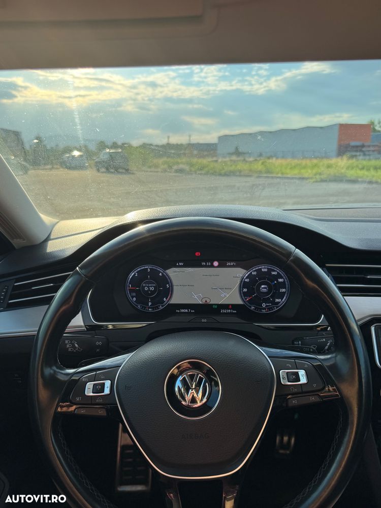 Volkswagen Passat 2.0 TDI DSG 4Motion Highline - 14