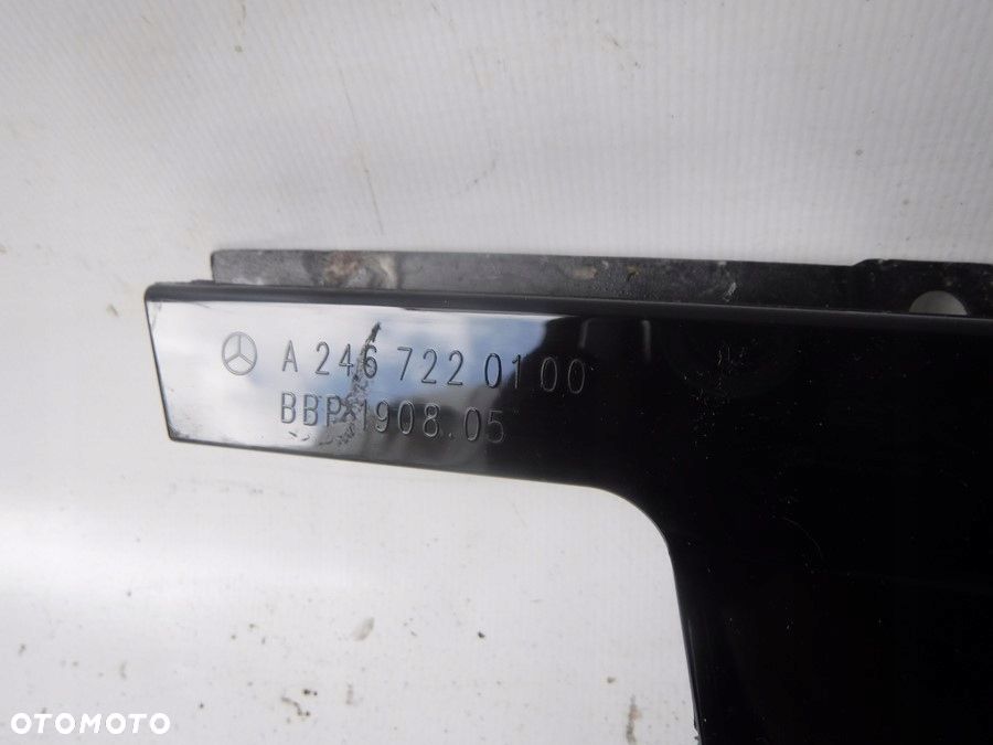 MERCEDES B KLASA W246 LISTWA DRZWI LEWA PRZÓD - 3