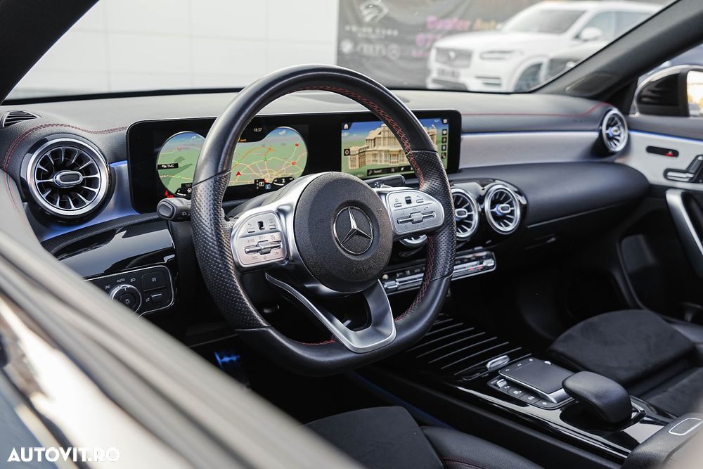 Mercedes-Benz CLA 180 7G-DCT AMG Line - 22